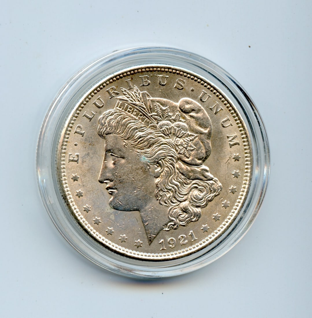 1921 US Silver Coin Collectors Morgan Dollar: This coin is from the estate of deceased collector in South Florida. We have included quality images to show it's actual condition This lot is located in Boca Raton, Fl and its shipment will be made d