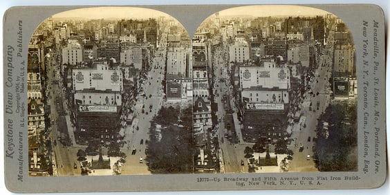 1904  Stereoview Photo Up View Broadway and Fift Avenue, N.Y.