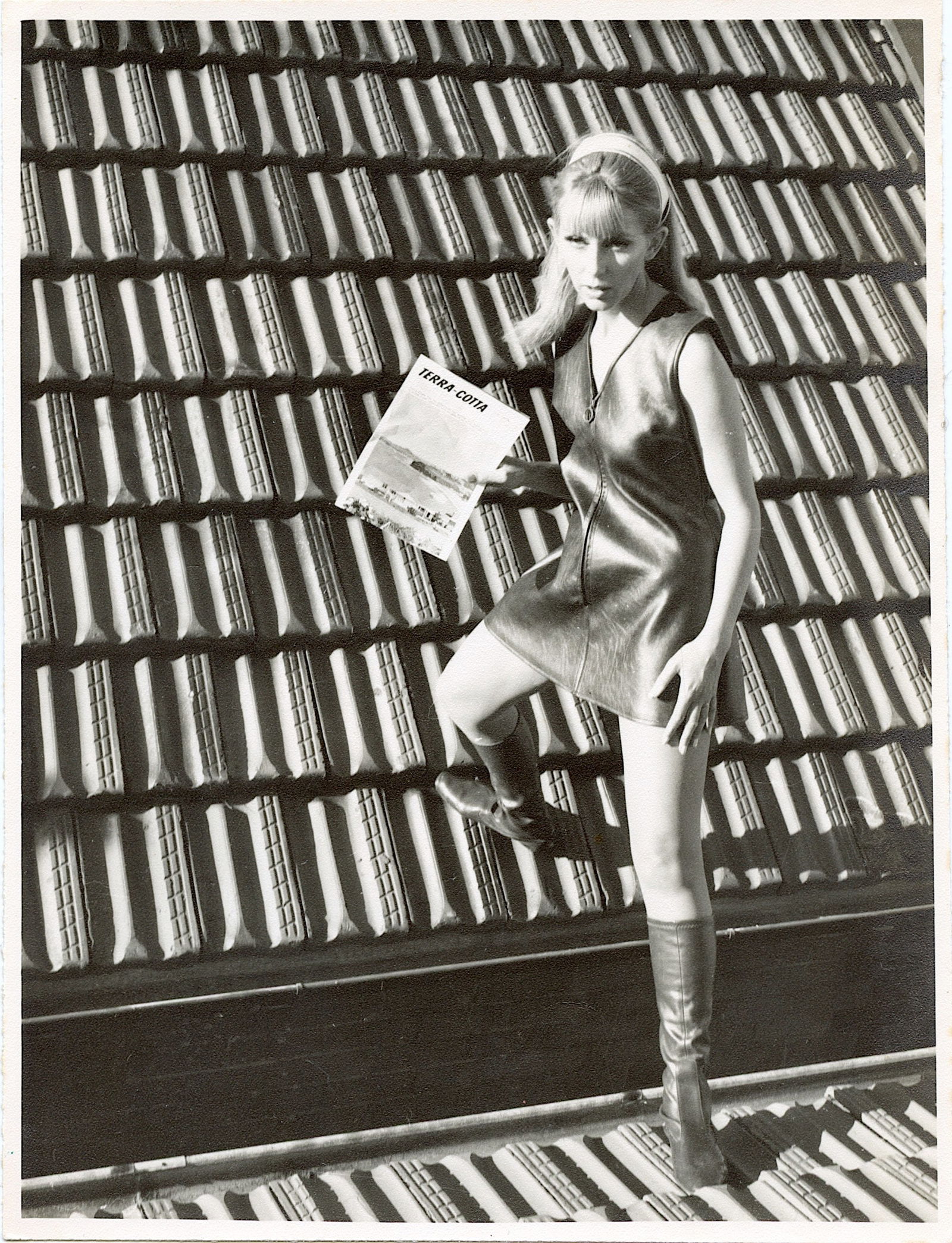 Vintage Photo Pin UP Model on the Roof: This lot is coming from Bunny Yeager's estate/archives. Linnea Eleanor "Bunny" Yeager (March 13, 1929 - May 24, 2014) was an American photographer and pin-up model. She met Bettie Page in 1954, and to