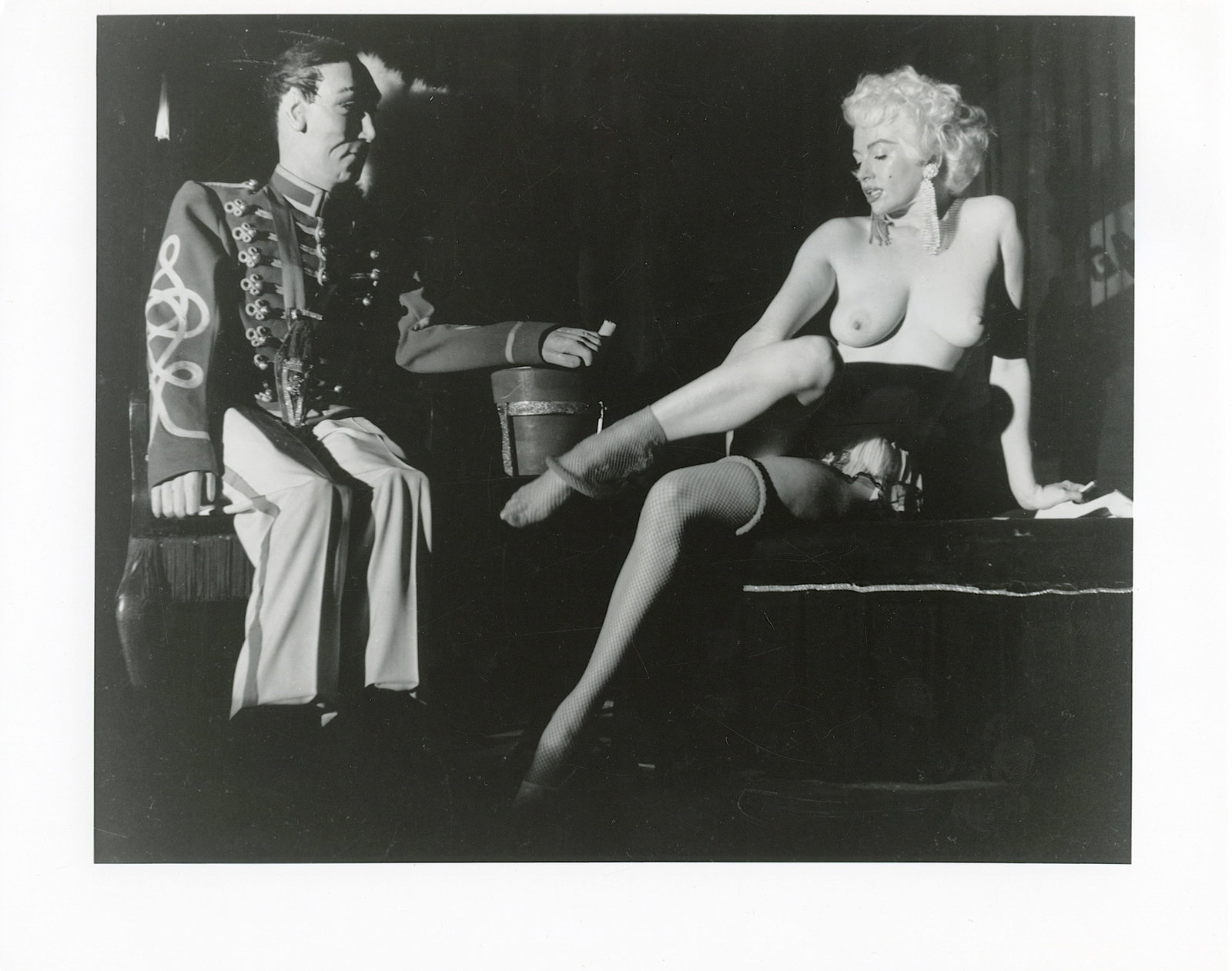 Vintage Photo BUNNY YEAGER Historical American Pin UP: This lot is coming from Bunny Yeager's estate/archives. Linnea Eleanor "Bunny" Yeager (March 13, 1929 - May 24, 2014) was an American photographer and pin-up model. She met Bettie Page in 1954, and to