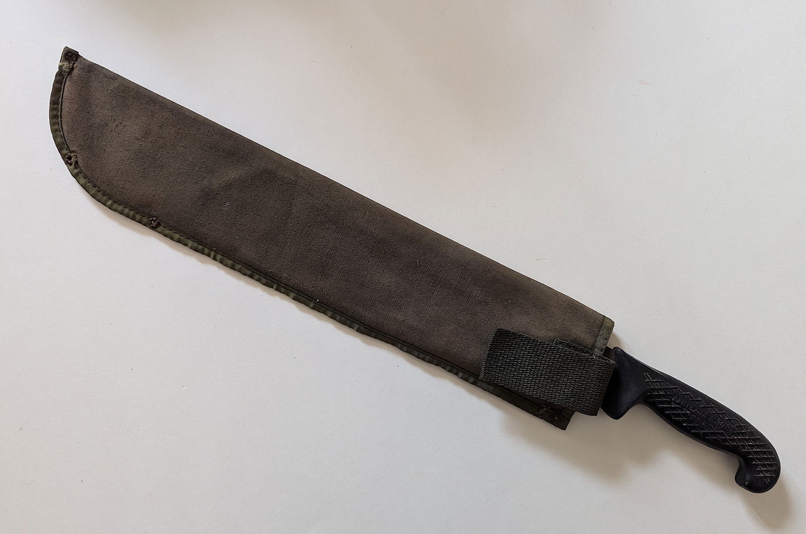 Bordeaux & Sons Machete 18" Blade: The provenance of this lot is from the estate of "Speakeasy Antiques" in New York. Needs cleaning but in good condition. We have included quality scans to show it's actual condition. This lot is locat