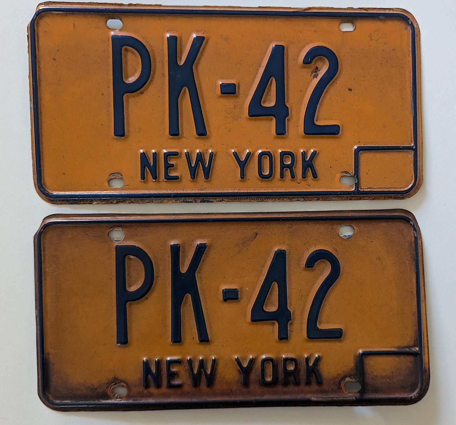 Vintage 2 Old New York License Plates: The provenance of this lot is from the estate of "Speakeasy Antiques" in New York. We have included quality scans to show it's actual condition. This lot is located in Boca Raton, Fl and its shipment 