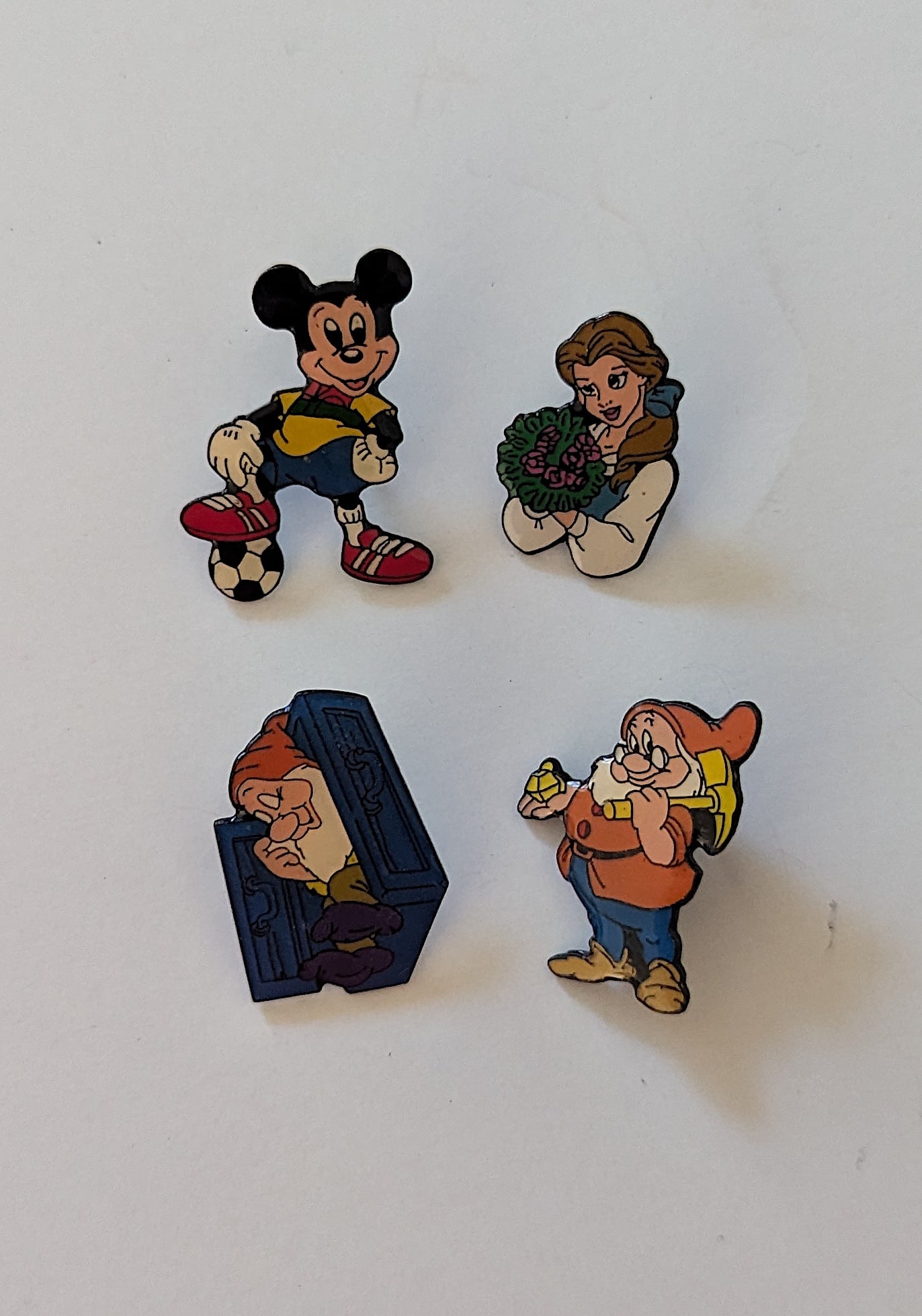 Vintage 1980s Set 4 Disney Pins Made in Germany: This lot is coming from the estate of a collector in Palm Beach. The dimensions are Approx. 7" x 5.5". This lot is located in Boca Raton, Fl and its shipment will be made directly by Artelisted. Shipp