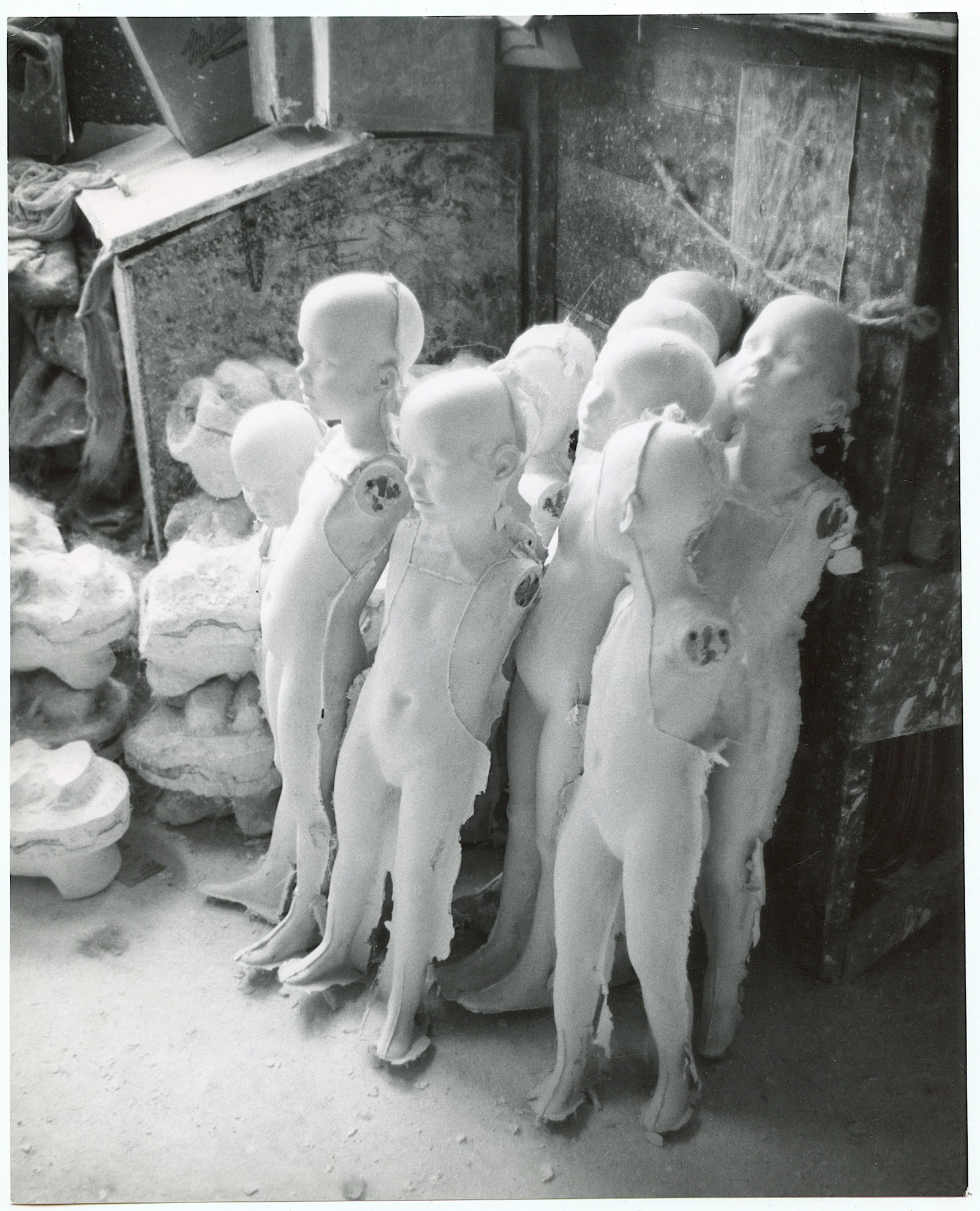 Original Photography by HERB FLATOW Serie Mannequins, 1918: This lot is coming from the estate of a collector in RI. We have included a quality scan to show it's actual condition. The dimensions are Approx. 10" x 8" (some variances can occur). This lot is loca
