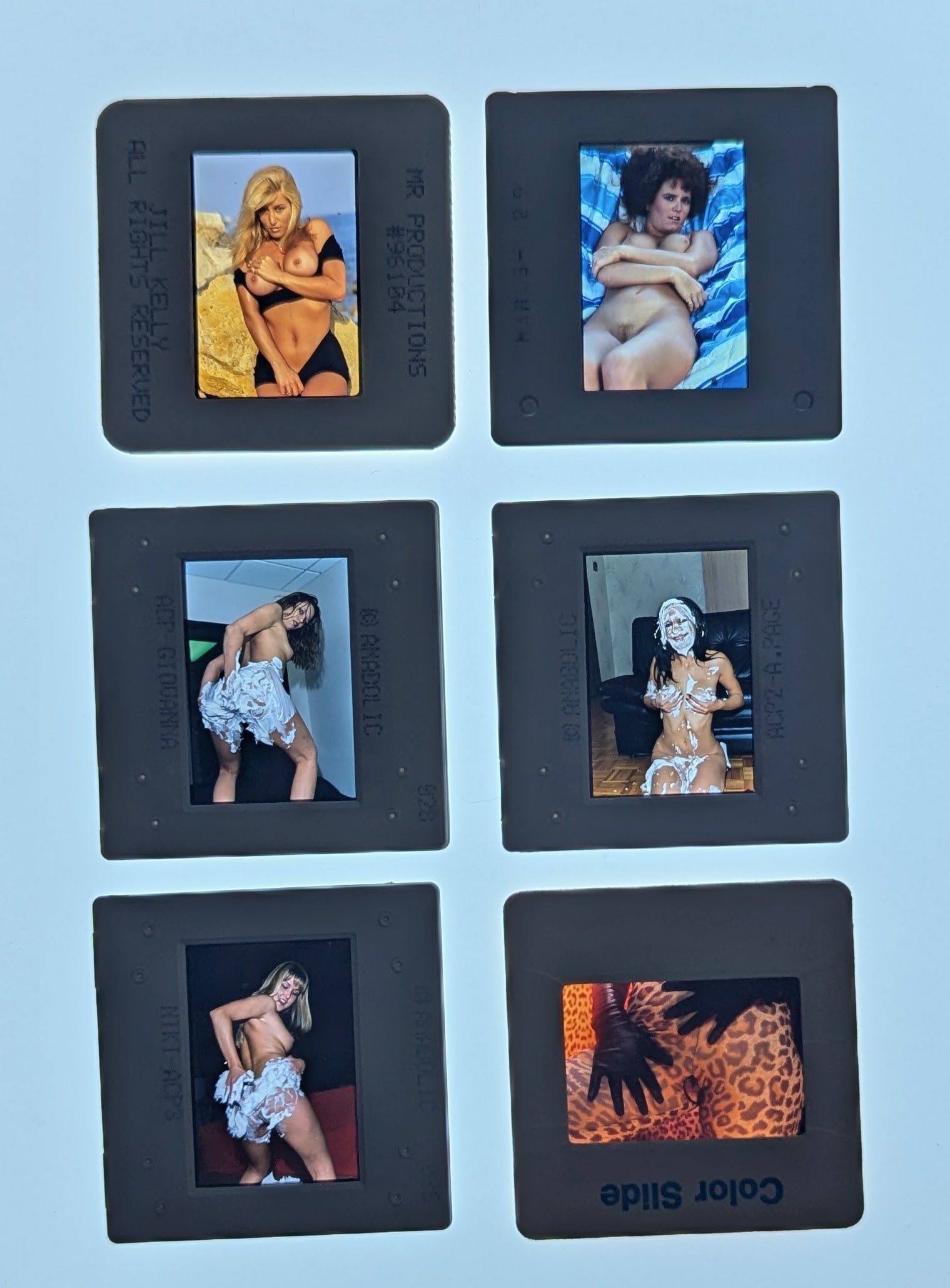 Vintage Set 35mm Slides Professional Photos Nude Female Pin Up: Provenance from a Professional American photographer and collector during the last 30 years in Los Angeles, CA. This lot is located in Boca Raton, Fl and its shipment will be made directly by Artelist
