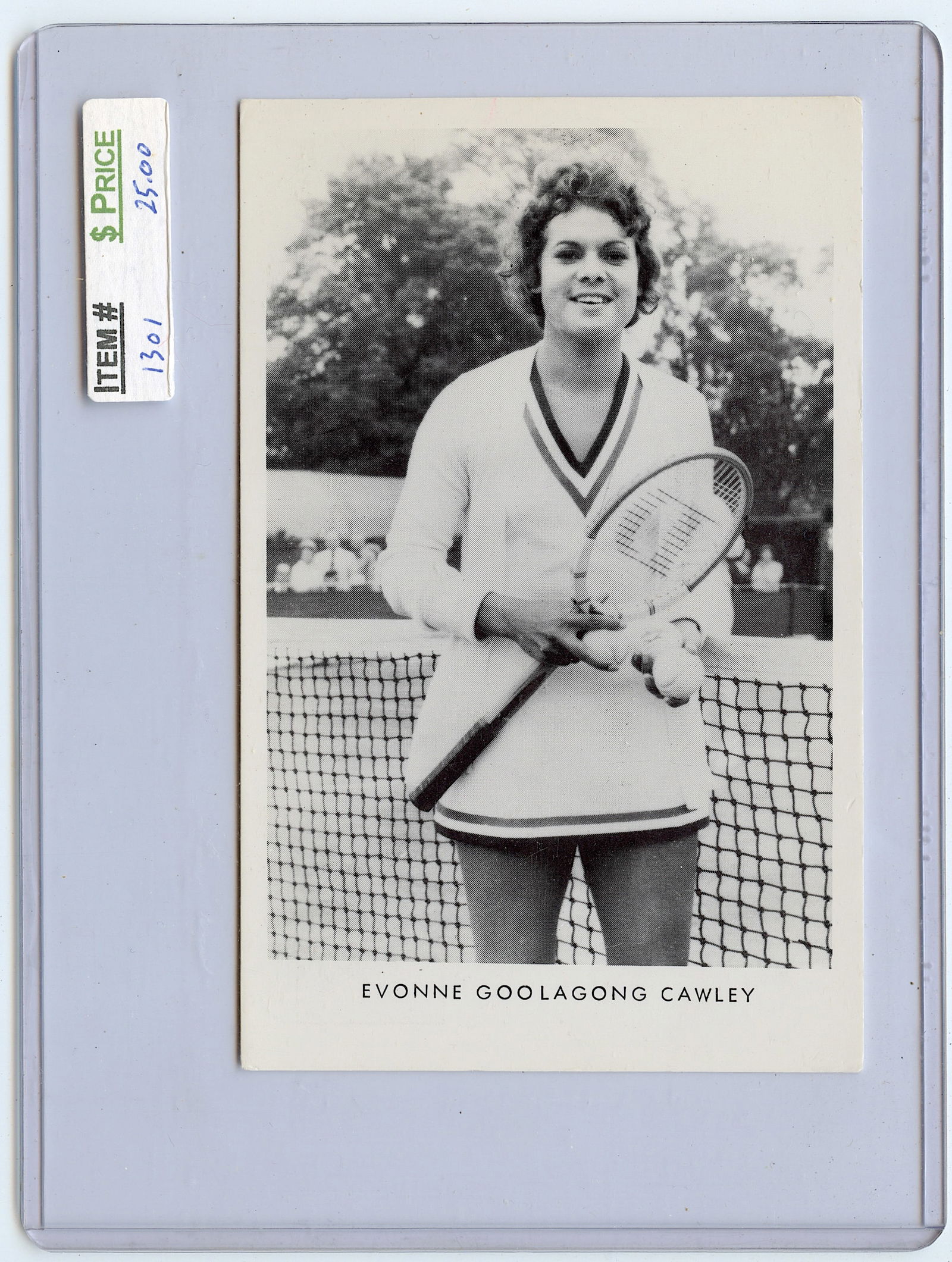 Vintage Ephemera  Postcard Tennis Player EVONNE GOOLAGONG CAWLEY (1 of 2)