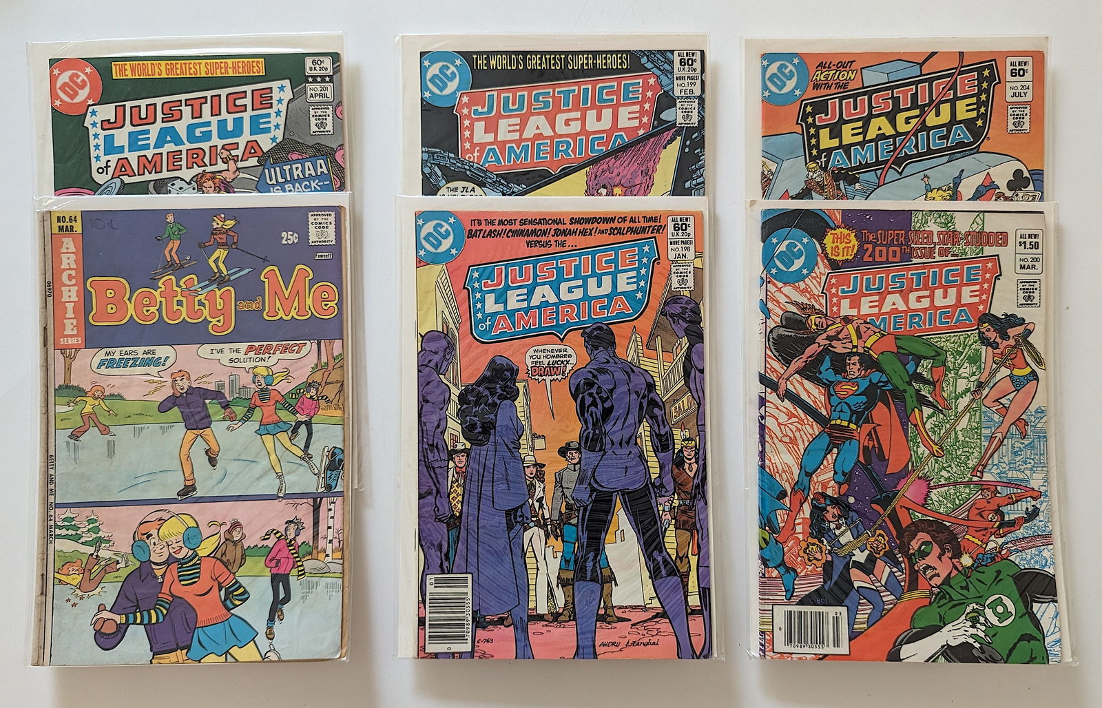 Vintage Set 6 Comic Books Collectors Opportunity (1 of 1)