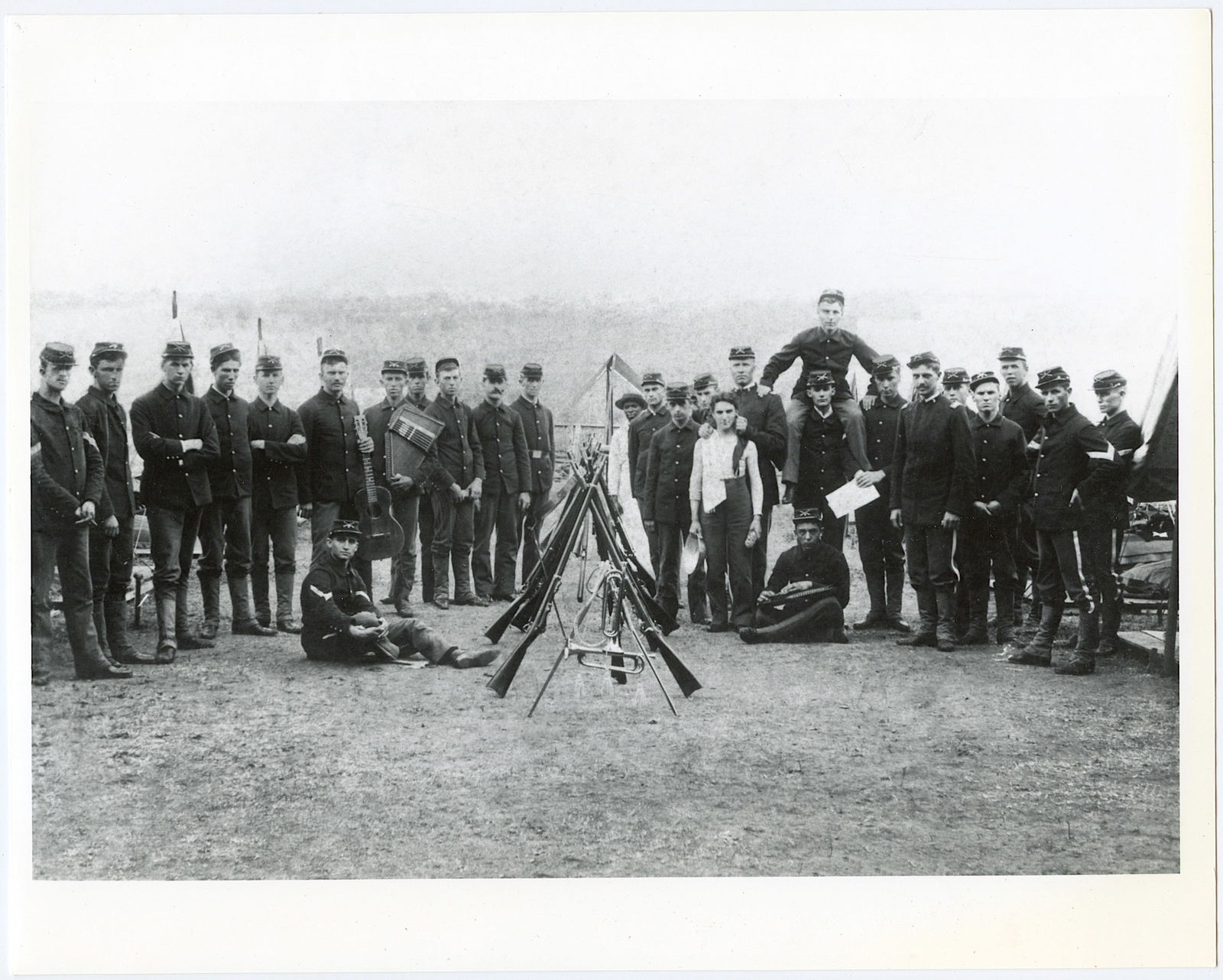 Vintage Type 2 Photo American Indian War Red Oak Company (1 of 2)