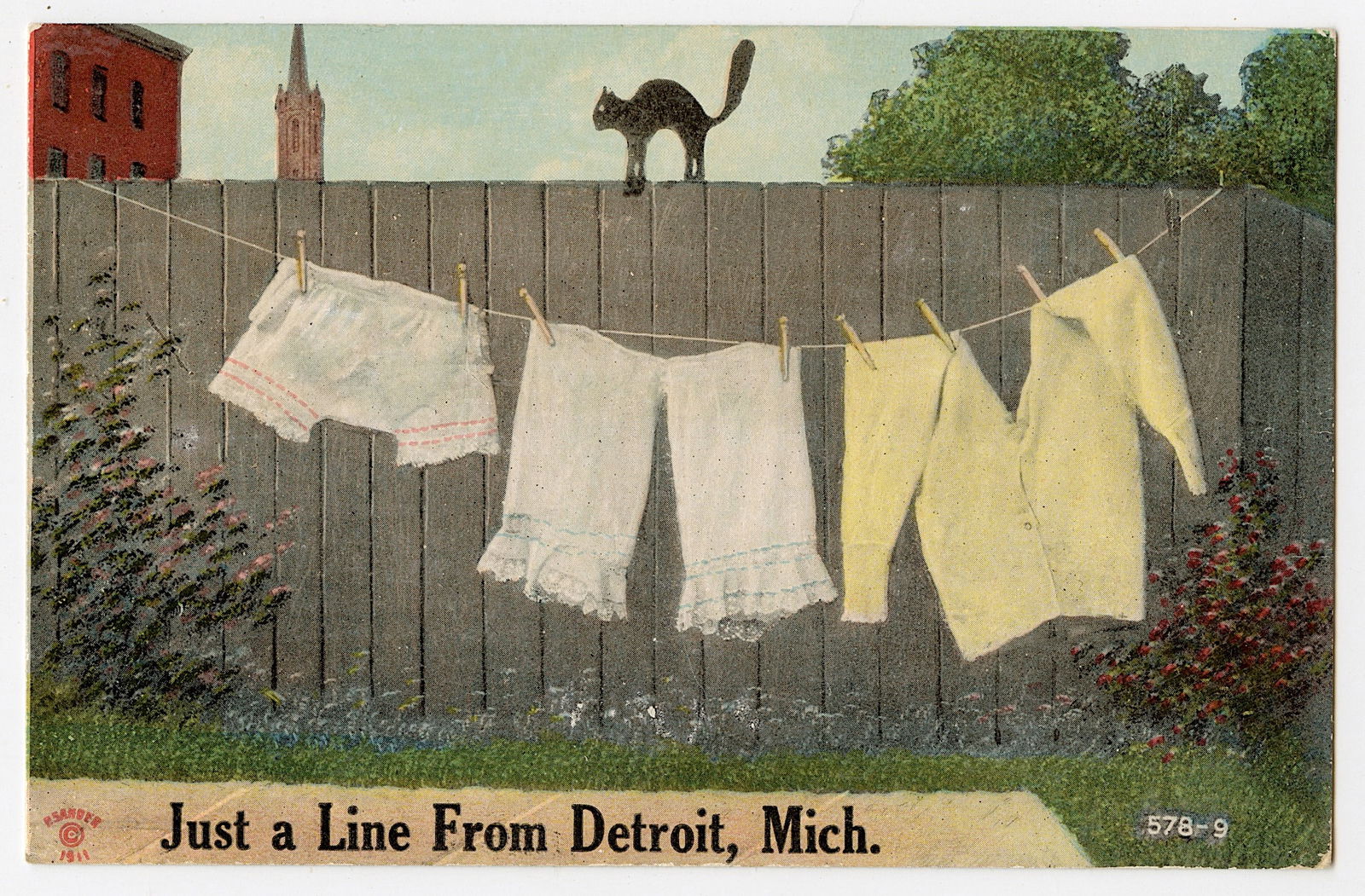 Vintage Ephemera Original Postcard Collectors Black Cat: Provenance from a deceased collector in South Florida. We have included quality images to show it's actual condition. The dimensions are Approx. 3.5" x 5.5". This lot is located in Boca Raton, Fl and