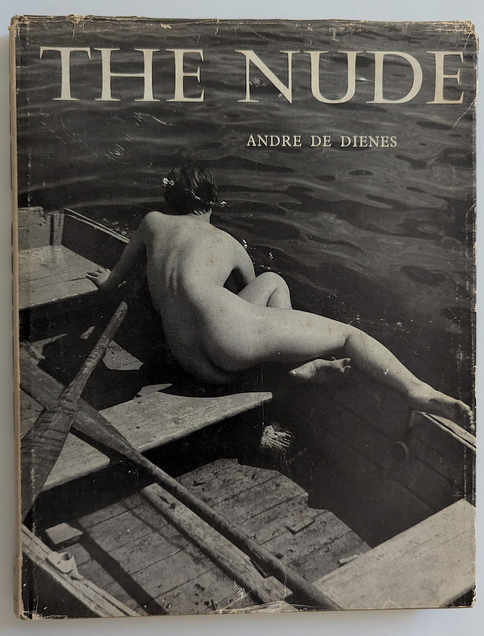ANDRÉ DE DIENES Vintage 1969 Book THE NUDE Hardcover: Andre De Dienes The Nude 1969 Edition HC/DJ Bodley Head Art Photography. This lot is located in Boca Raton, Fl and its shipment will be made directly by Artelisted. Shipping insurance is the responsib