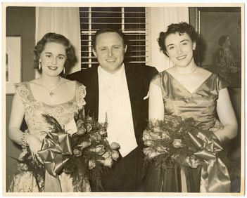 Vintage Original Photo GENE AUTRY with  Two Women
