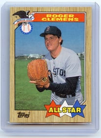 Roger Clemens baseball card (Boston Red Sox) 1987 Topps