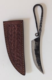 Handcrafted Heirloom  Damaskus Steel Knife  8.5" Long