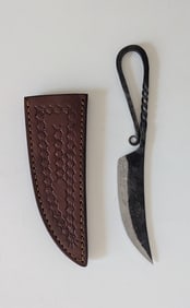 Handcrafted Heirloom  Damaskus Steel Knife  9" Long