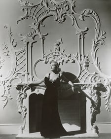 Vintage Photo From Estate  BUNNY YEAGER 10" x 8"