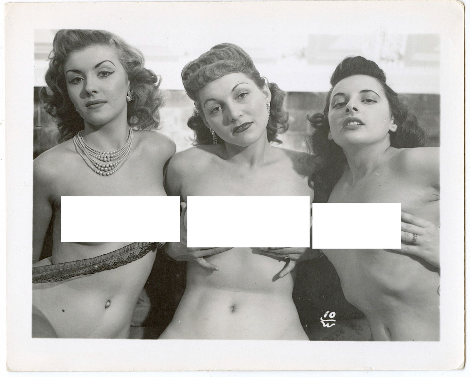 Vintage 1940s Photograph Pin Up Female Nude Model(s) 4" x 5.25": This lot is coming from the estate of a collector in RI. We have included a quality scan to show it's actual condition. This lot is located in Boca Raton, Fl and its shipment will be made directly by