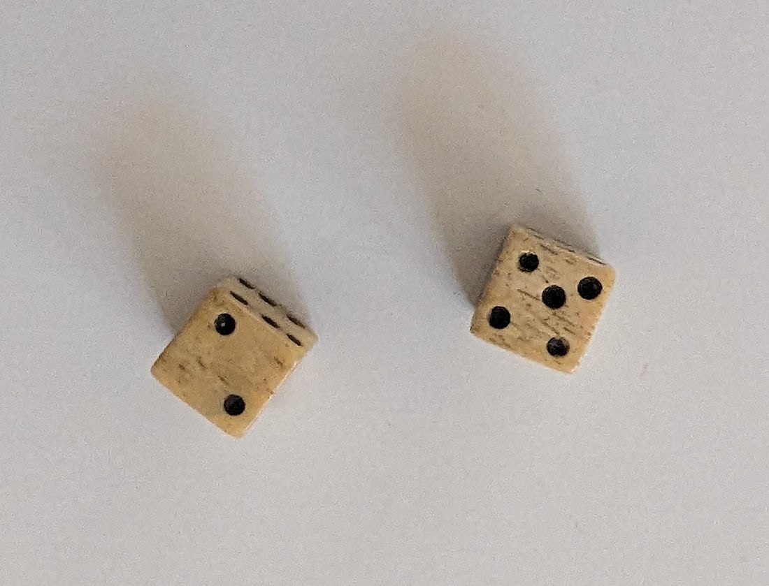 Early American Bone Dices - Civil War Era: This lot is coming from the estate of a photographer collector in LA. We have included a quality scan to show it's actual condition. This lot is located in Boca Raton, Fl and its shipment will be made
