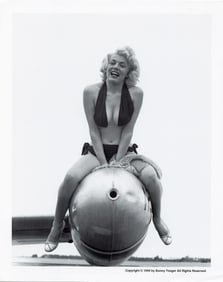 BUNNY YEAGER Vintage Pin Up Litho  Model MARIA STINGER
