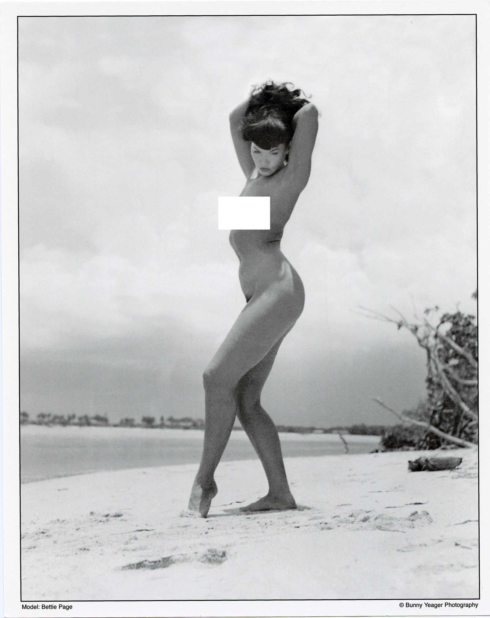 BUNNY YEAGER Vintage Pin Up Litho Model BETTIE PAGE: This lot is coming from Bunny Yeager's estate/archives. Linnea Eleanor "Bunny" Yeager (March 13, 1929 - May 24, 2014) was an American photographer and pin-up model. She met Bettie Page in 1954, and to