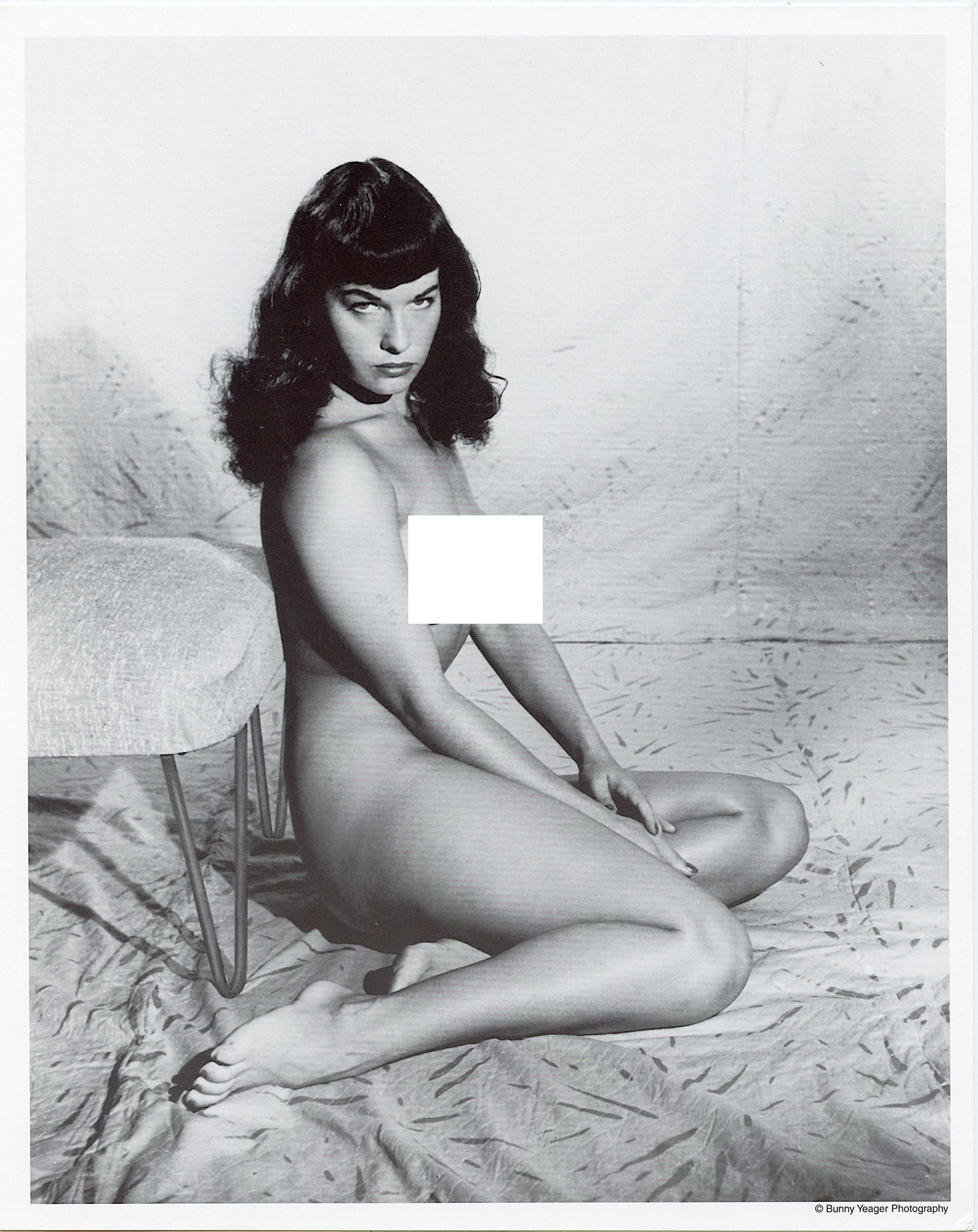 BUNNY YEAGER Vintage Pin Up Litho Model BETTIE PAGE: This lot is coming from Bunny Yeager's estate/archives. Linnea Eleanor "Bunny" Yeager (March 13, 1929 - May 24, 2014) was an American photographer and pin-up model. She met Bettie Page in 1954, and to