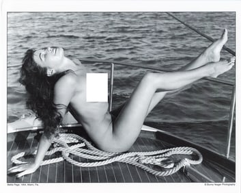 BUNNY YEAGER Vintage Pin Up Litho  Model BETTIE PAGE