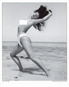 BUNNY YEAGER Vintage Pin Up Litho  Model BETTIE PAGE