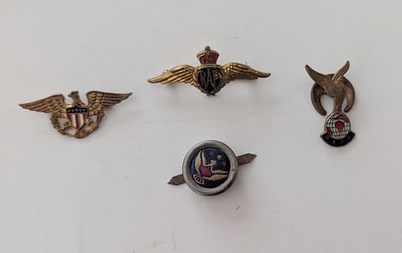 Vintage Set with 4 Military Pin Small Size