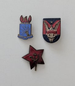 Set 3 Vintage Badge on a Cap Militay Incl. Russian
