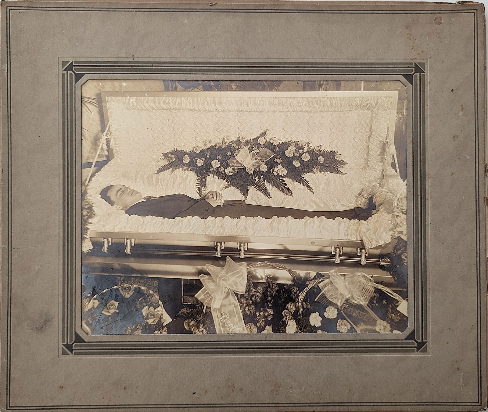 Vintage Original Photo Post Mortem Coffin Funeral Man (1 of 2)