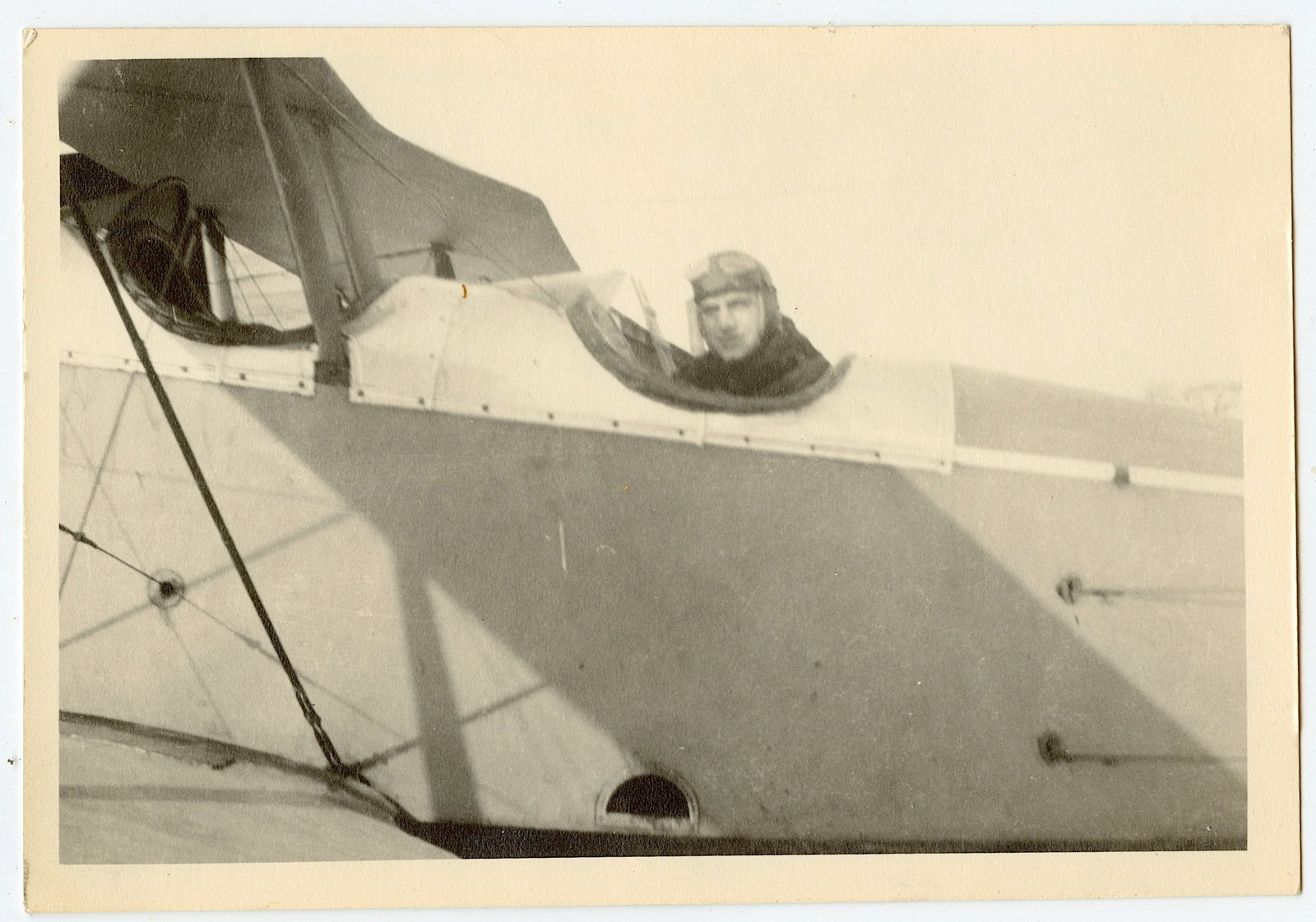 Vintage 5" x 7" Photo Pilot Biplane Aviation 1925: The provenance of this lot is from a quality collector PBC. Please see all the included images to read all related information. We have included quality scans to show it's actual condition. This lot i