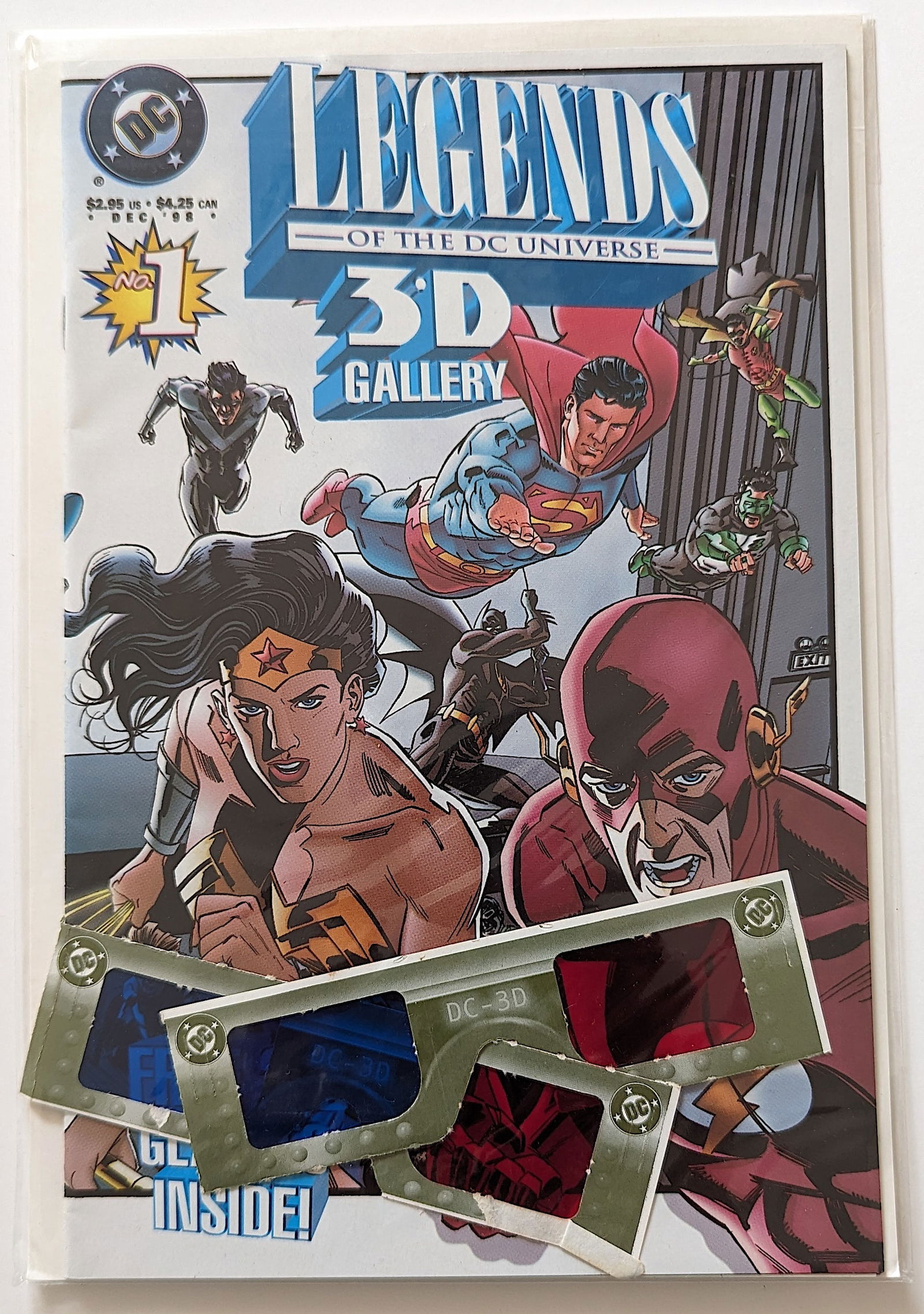 Vintage DC Comic Legends Of The Universe 3D Gallery (1 of 1)