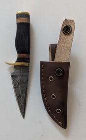 Handcrafted Heirloom  Damaskus Steel Knife  6.25" Long