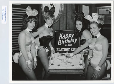 Original Vintage Photo 10" x 8" Atlanta Playboy Club, 1960s by DeCasseres