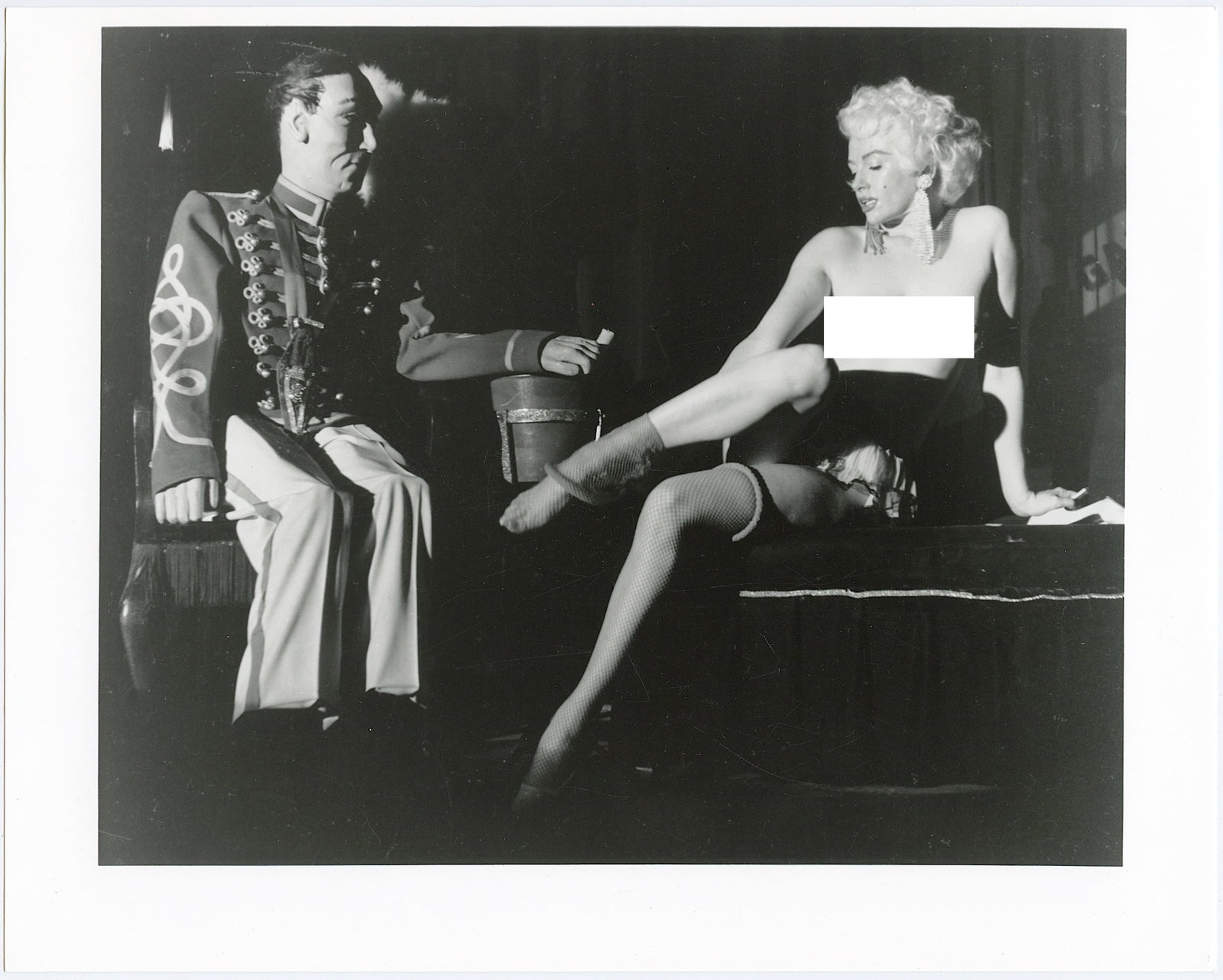 Archives of BUNNY YEAGER Vintage Pin Up Open Edition Photograph: This lot is coming from Bunny Yeager's estate/archives. Linnea Eleanor "Bunny" Yeager (March 13, 1929 - May 24, 2014) was an American photographer and pin-up model. She met Bettie Page in 1954, and to