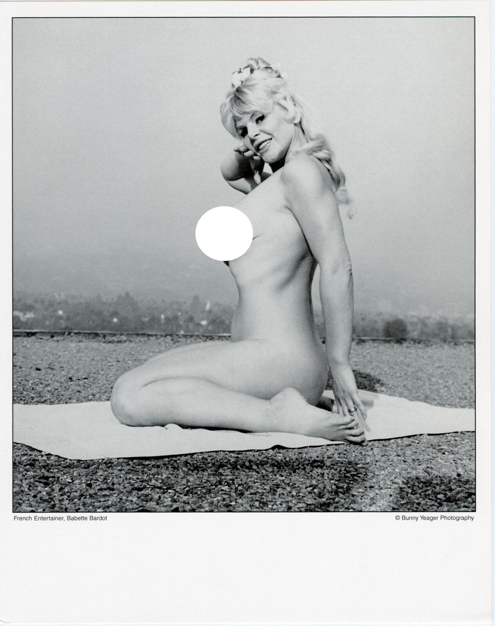 BUNNY YEAGER Vintage Pin Up Litho Model BABETTE BARDOT: This lot is coming from Bunny Yeager's estate/archives. Linnea Eleanor "Bunny" Yeager (March 13, 1929 - May 24, 2014) was an American photographer and pin-up model. She met Bettie Page in 1954, and to