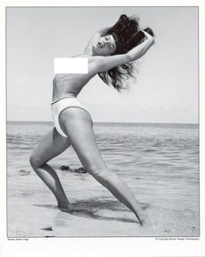 BUNNY YEAGER Vintage Pin Up Litho  Model BETTIE PAGE