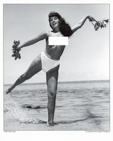 BUNNY YEAGER Vintage Pin Up Litho  Model BETTIE PAGE