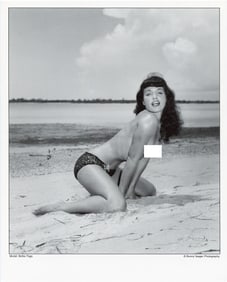 BUNNY YEAGER Vintage Pin Up Litho  Model BETTIE PAGE