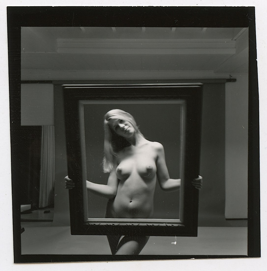 ANDRÉ DE DIENES Vintage Photo 1950s-1960s Nude Study: The provenance of this photo is from the archives of notable photographer André de Dienes.The dimensions are Approx. 2.75" x 2.75" (small variances can occur). This black and white gelatin photo was 
