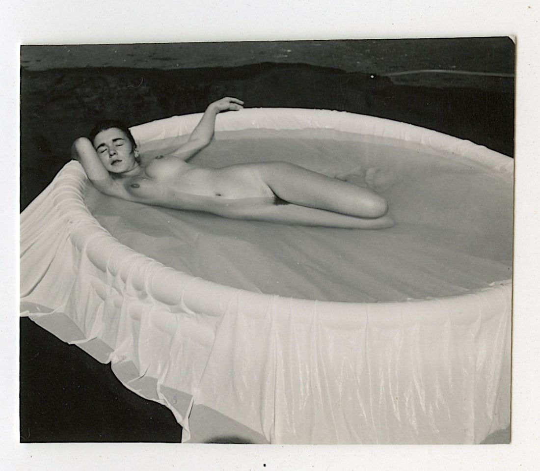 ANDRÉ DE DIENES Vintage Photo 1950s-1960s Nude Study: The provenance of this photo is from the archives of notable photographer André de Dienes.The dimensions are Approx. 2.75" x 2.75" (small variances can occur). This black and white gelatin photo was 