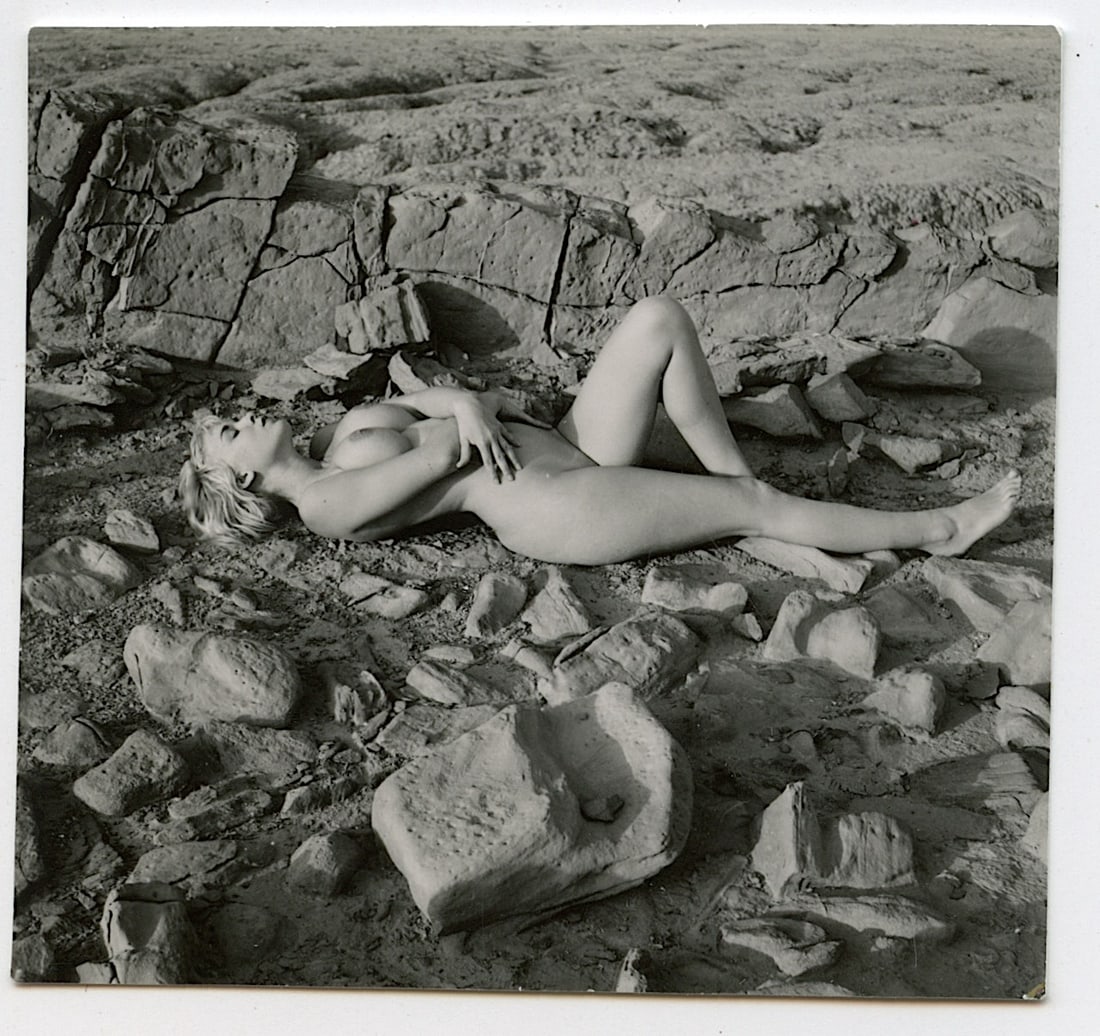 ANDRÉ DE DIENES Vintage Photo 1950s-1960s Nude Study: The provenance of this photo is from the archives of notable photographer André de Dienes.The dimensions are Approx. 2.75" x 2.75" (small variances can occur). This black and white gelatin photo was 