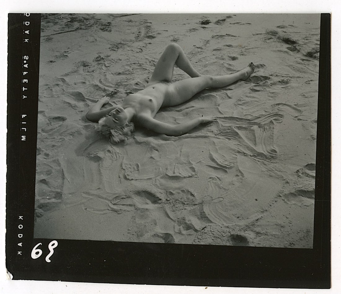 ANDRÉ DE DIENES Vintage Photo 1950s-1960s Nude Study: The provenance of this photo is from the archives of notable photographer André de Dienes.The dimensions are Approx. 2.75" x 2.75" (small variances can occur). This black and white gelatin photo was 