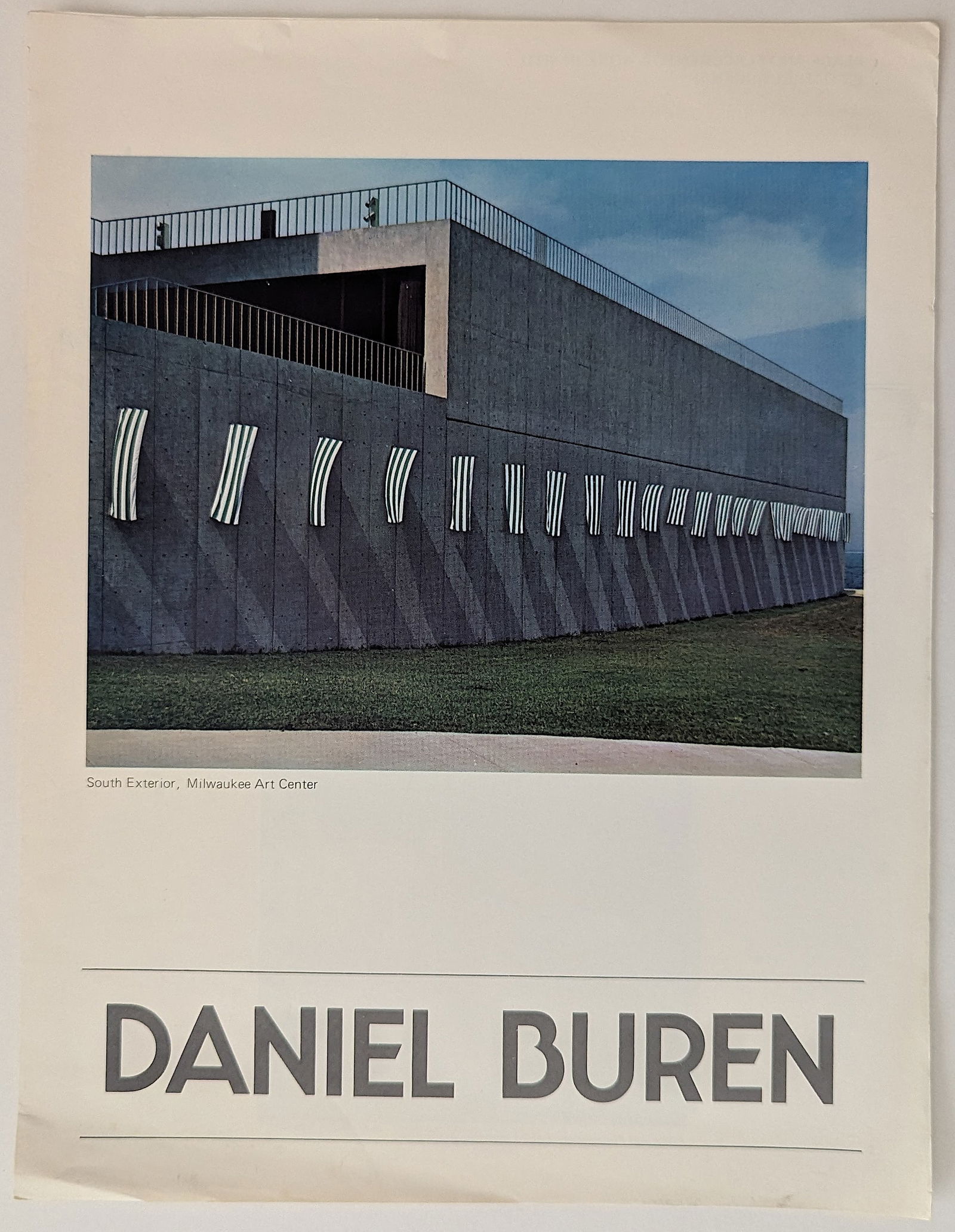 Exhibition Catalog DANIEL BUREN A Work In Situ, 1977: The provenance of this lot is from the estate of a deceased formal art collector in Miami, FL. Please see all the included images to read all related information and review it's actual condition. This