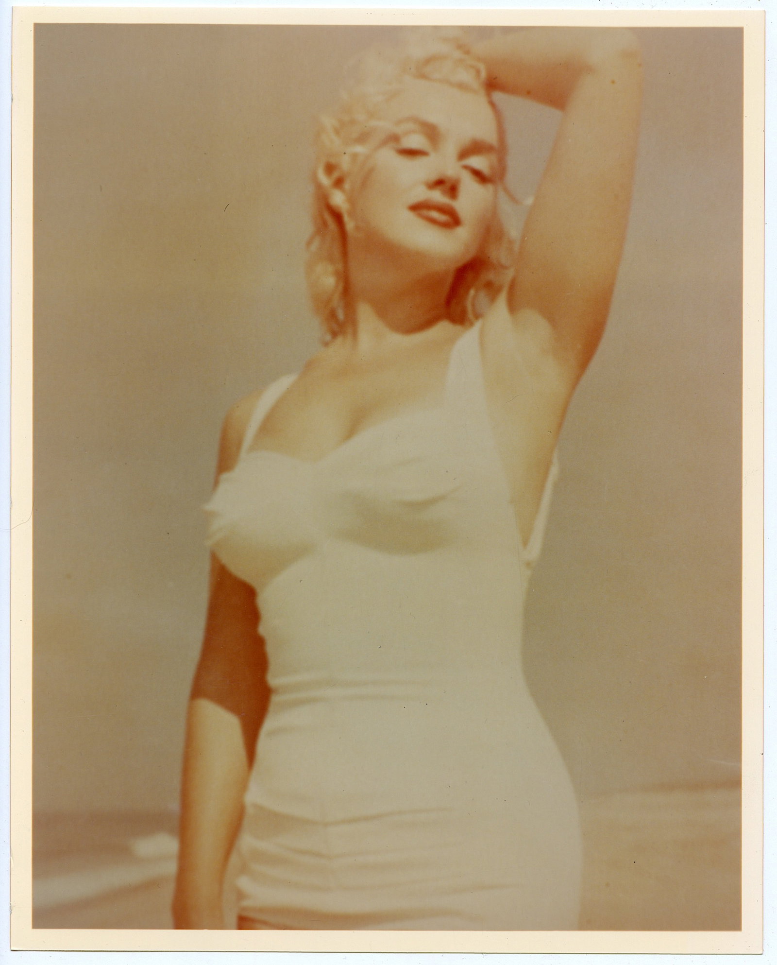 MARILYN MONROE Exotic Photo 10" x 8" Original Kodak Professional Paper: Original photo printed from negative in 1980s. Provenance from a deceased Collector in South Florida. We have included quality images to show it's actual condition. This lot is located in Boca Raton, 
