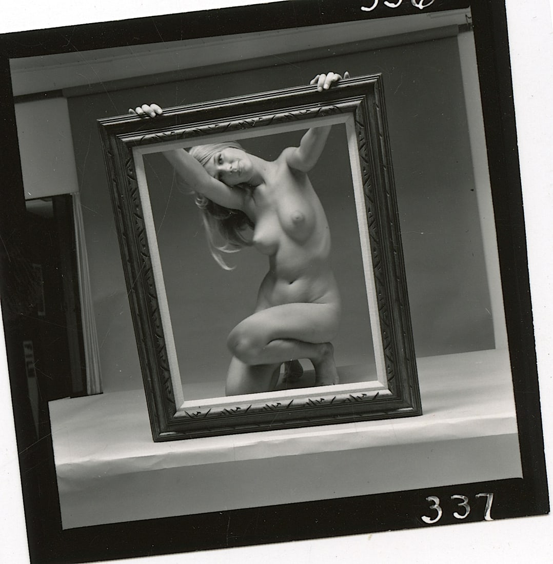ANDRÉ DE DIENES Vintage Photo 1950s-1960s Nude Study: The provenance of this photo is from the archives of notable photographer André de Dienes.The dimensions are Approx. 2.75" x 2.75" (small variances can occur). This black and white gelatin photo was 