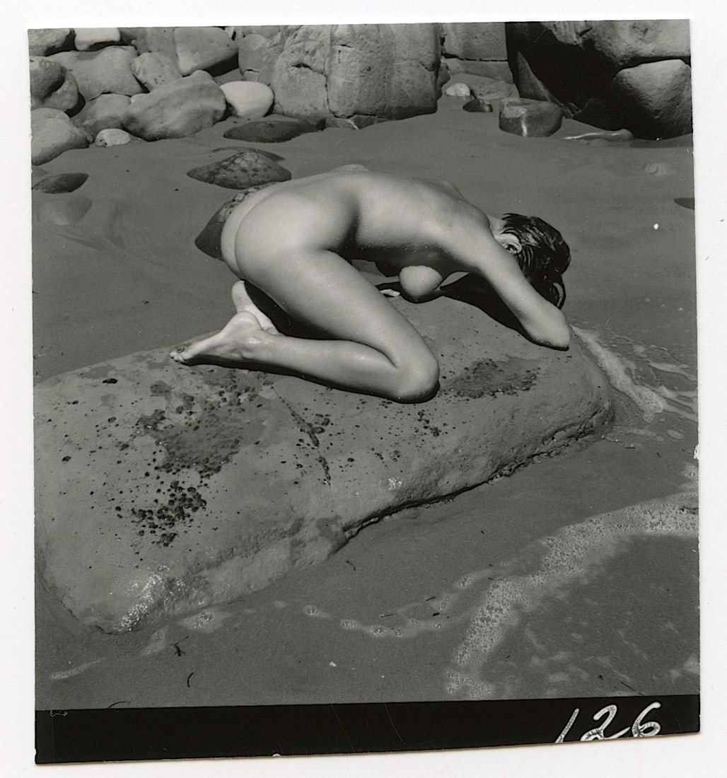 ANDRÉ DE DIENES Vintage Photo 1950s-1960s Nude Study: The provenance of this photo is from the archives of notable photographer André de Dienes.The dimensions are Approx. 2.75" x 2.75" (small variances can occur). This black and white gelatin photo was 