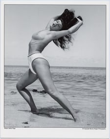 BUNNY YEAGER Vintage Pin Up Litho Model BETTIE PAGE