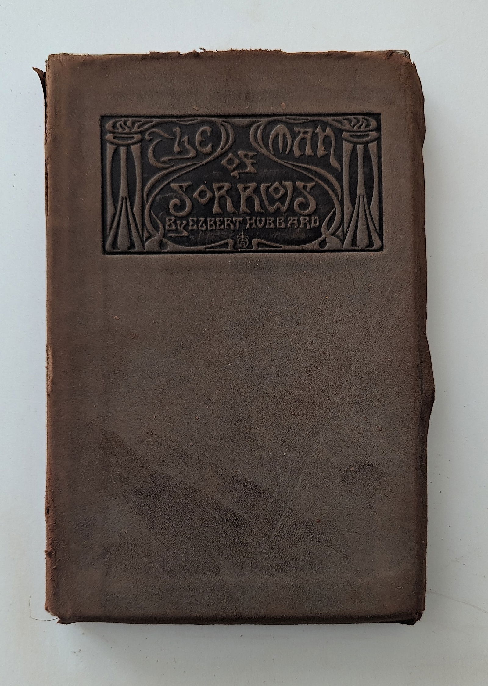 The Man of Sorrows Book by Elbert Hubbard, 1904-1905: This lot comes from the estate of a dedicated collector during many years. Her collection has been meticulously stored since its acquisition. Several of her collectibles have been acquired in the past