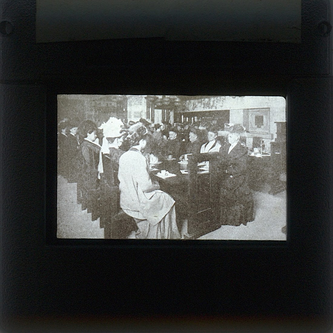 Art Original 20th C. 35mm Slide FRANK LLOYD WRIGHT (1867-1959): The provenance of this lot is from the estate of a deceased formal art collector in Miami, FL. We have included quality images to show it's actual condition. This lot is located in Boca Raton, Fl and