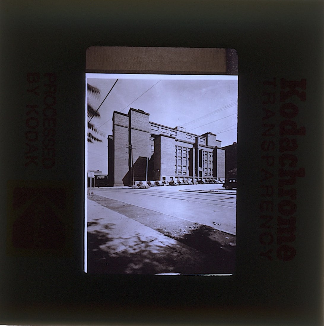 Art Original 20th C. 35mm Slide FRANK LLOYD WRIGHT (1867-1959) (1 of 2)